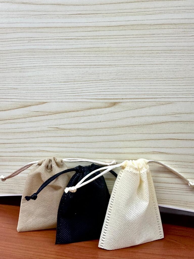 Politex Beige, negro, marfil